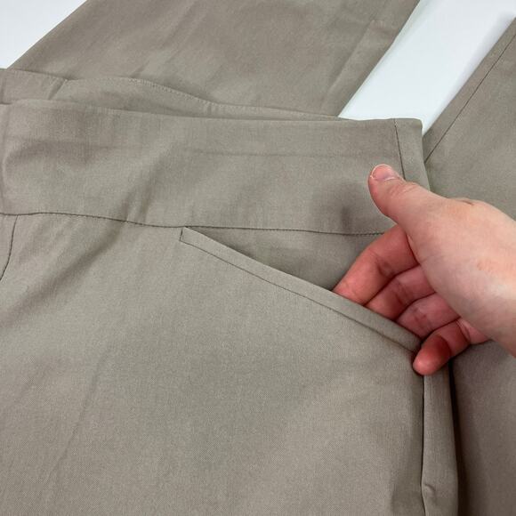 Chico's | Beige Perfect Stretch Pull-On Pants Chicos 1.5/US 10/M HEMMED - Picture 2 of 9